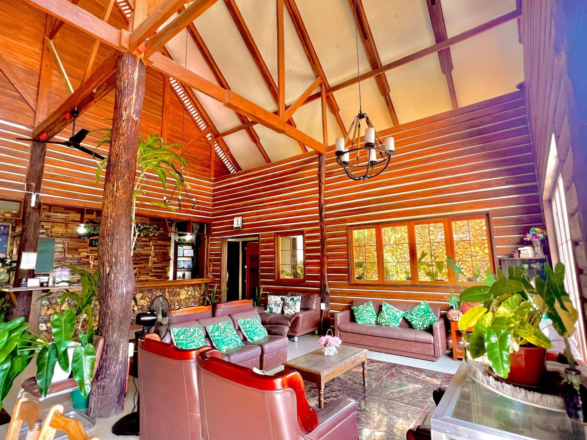 Novie'S Tourist Inn El Nido Exteriör bild