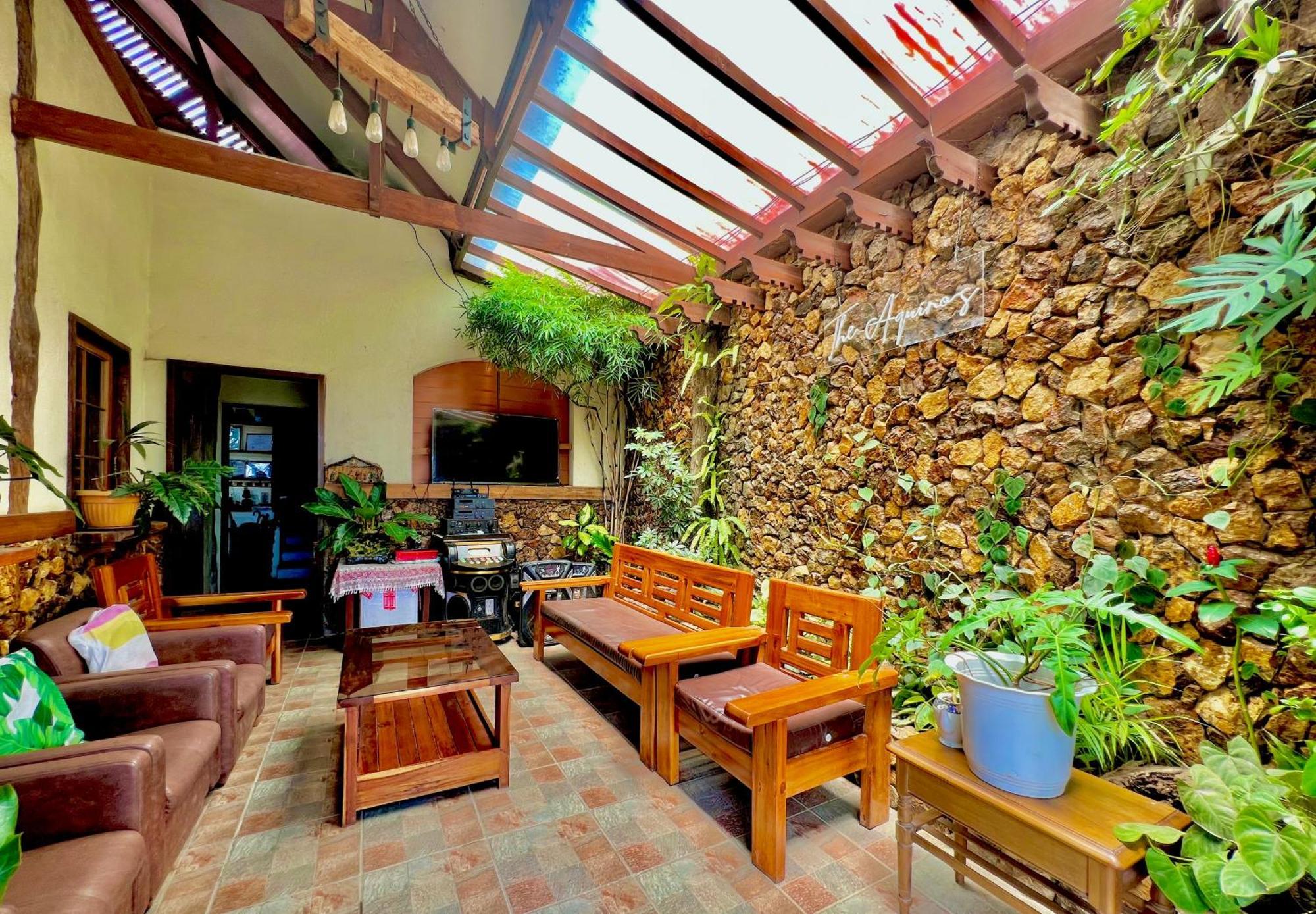 Novie'S Tourist Inn El Nido Exteriör bild