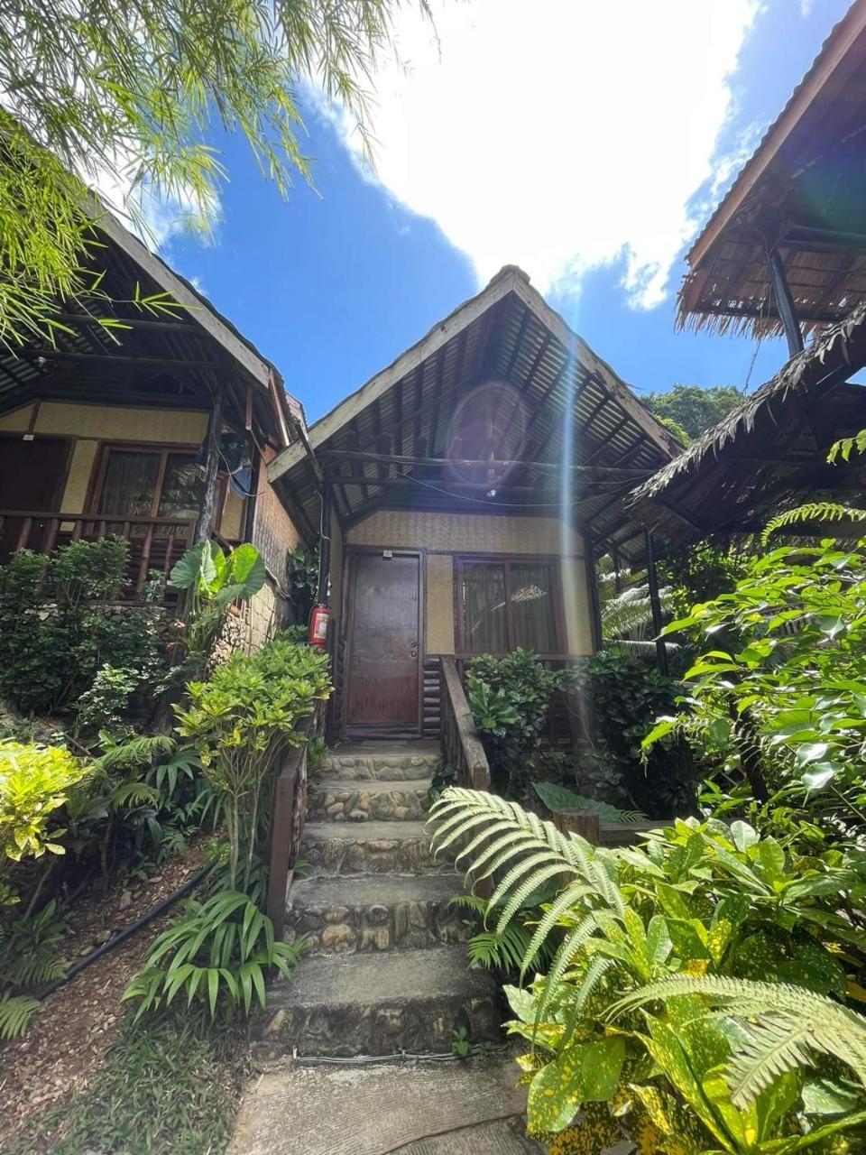 Novie'S Tourist Inn El Nido Exteriör bild